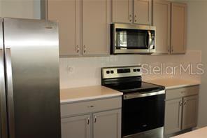 STAR FARMS PH IV SUBPH D & E - Residential Lease