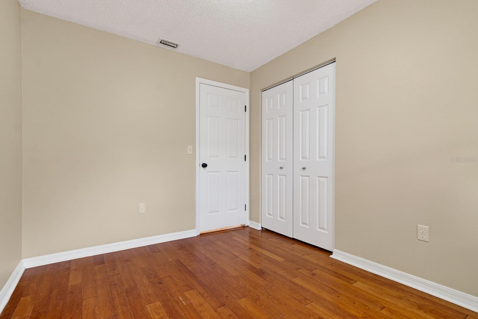 VENICE ESTATES 2ND ADD - Residential