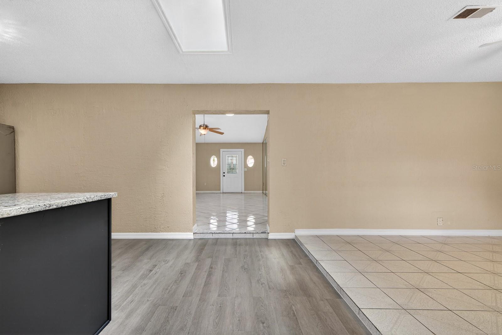 VENICE ESTATES 2ND ADD - Residential