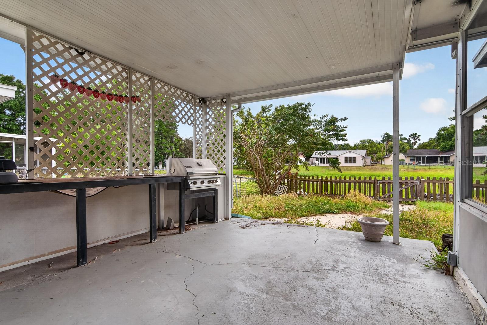 VENICE ESTATES 2ND ADD - Residential