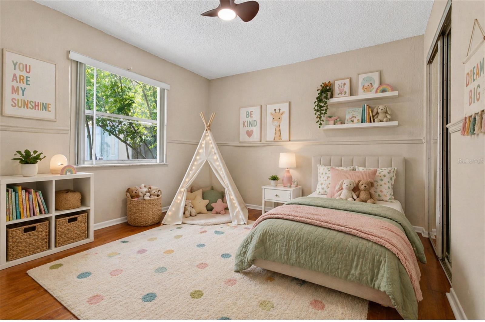 VENICE ESTATES 2ND ADD - Residential