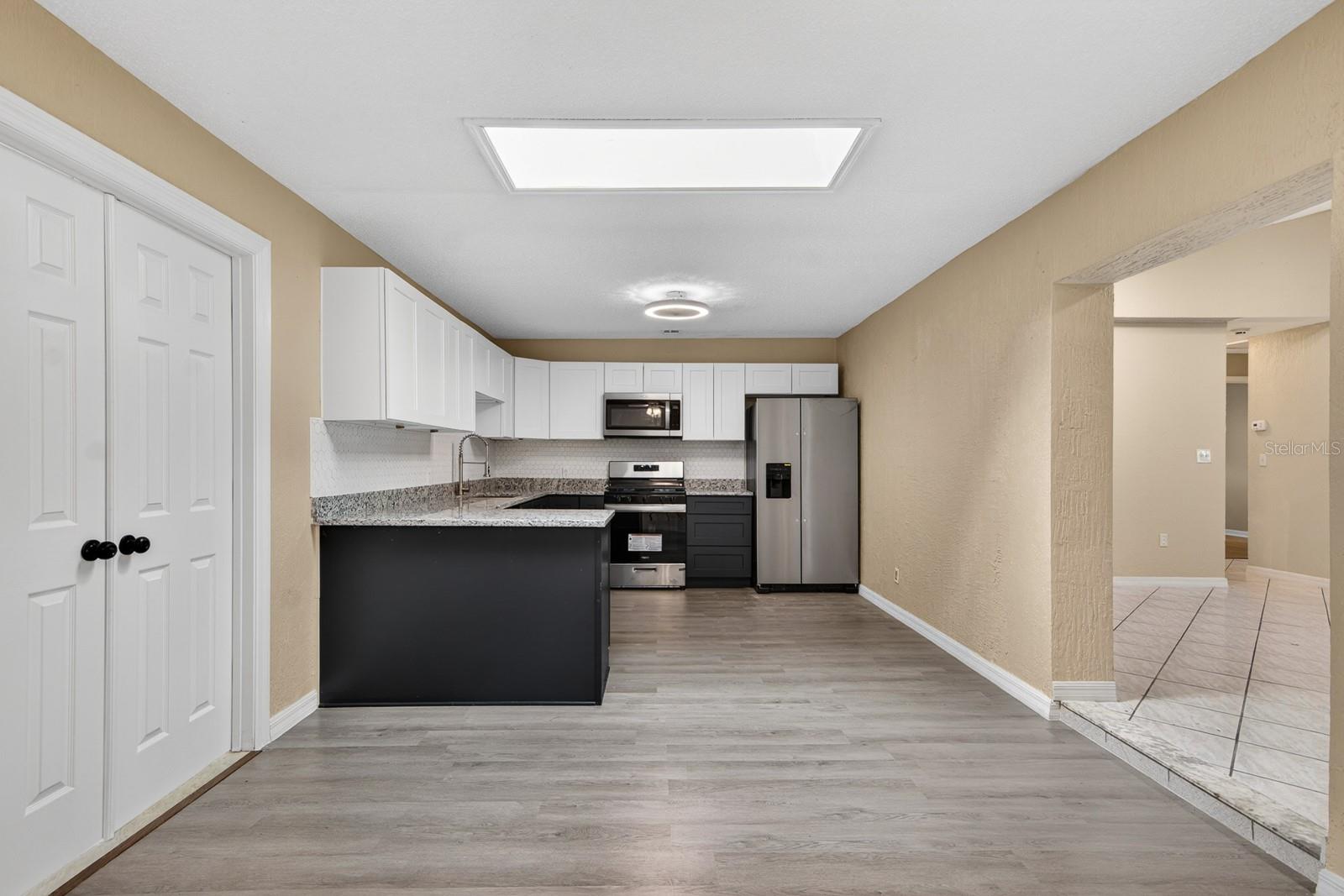 VENICE ESTATES 2ND ADD - Residential