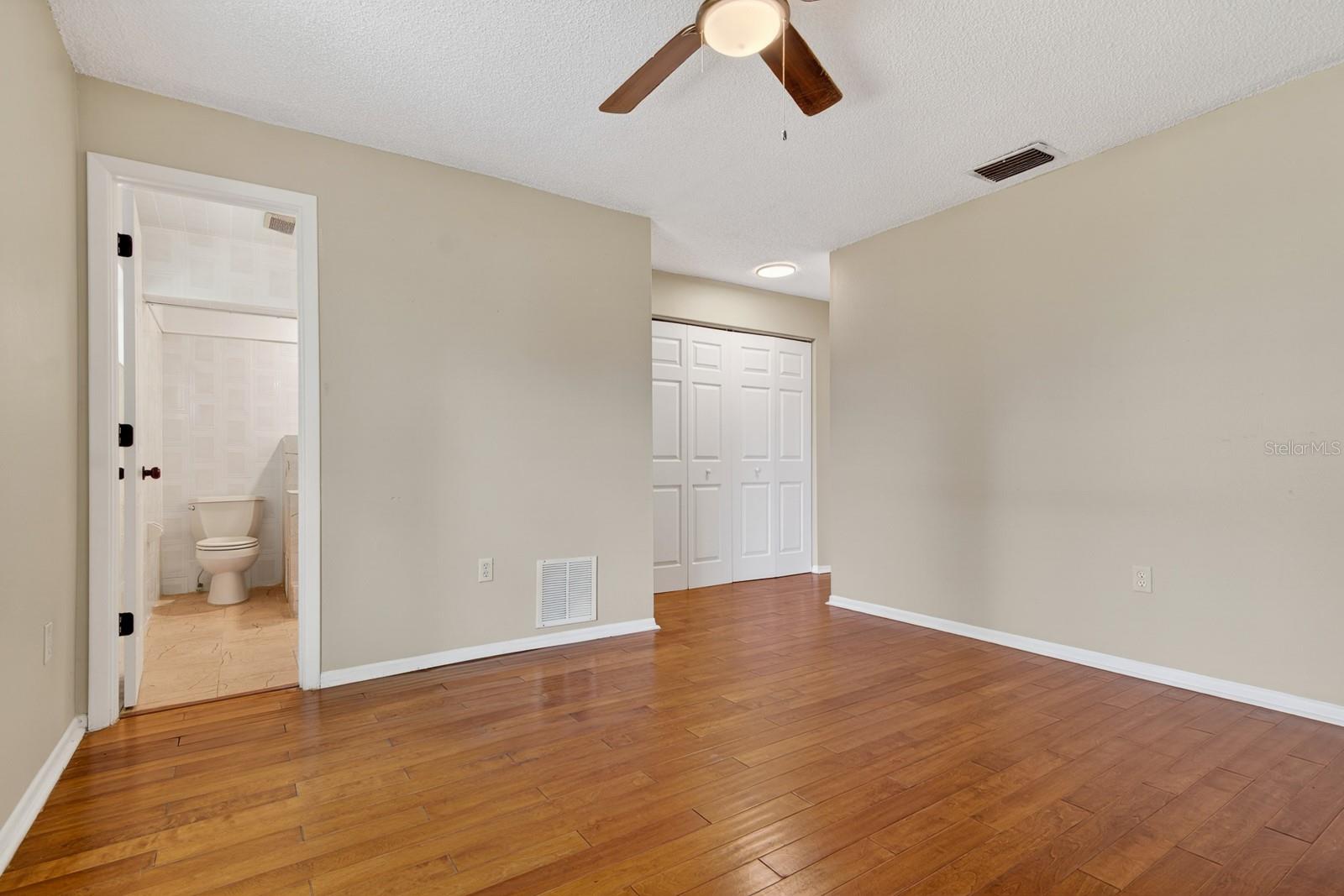 VENICE ESTATES 2ND ADD - Residential