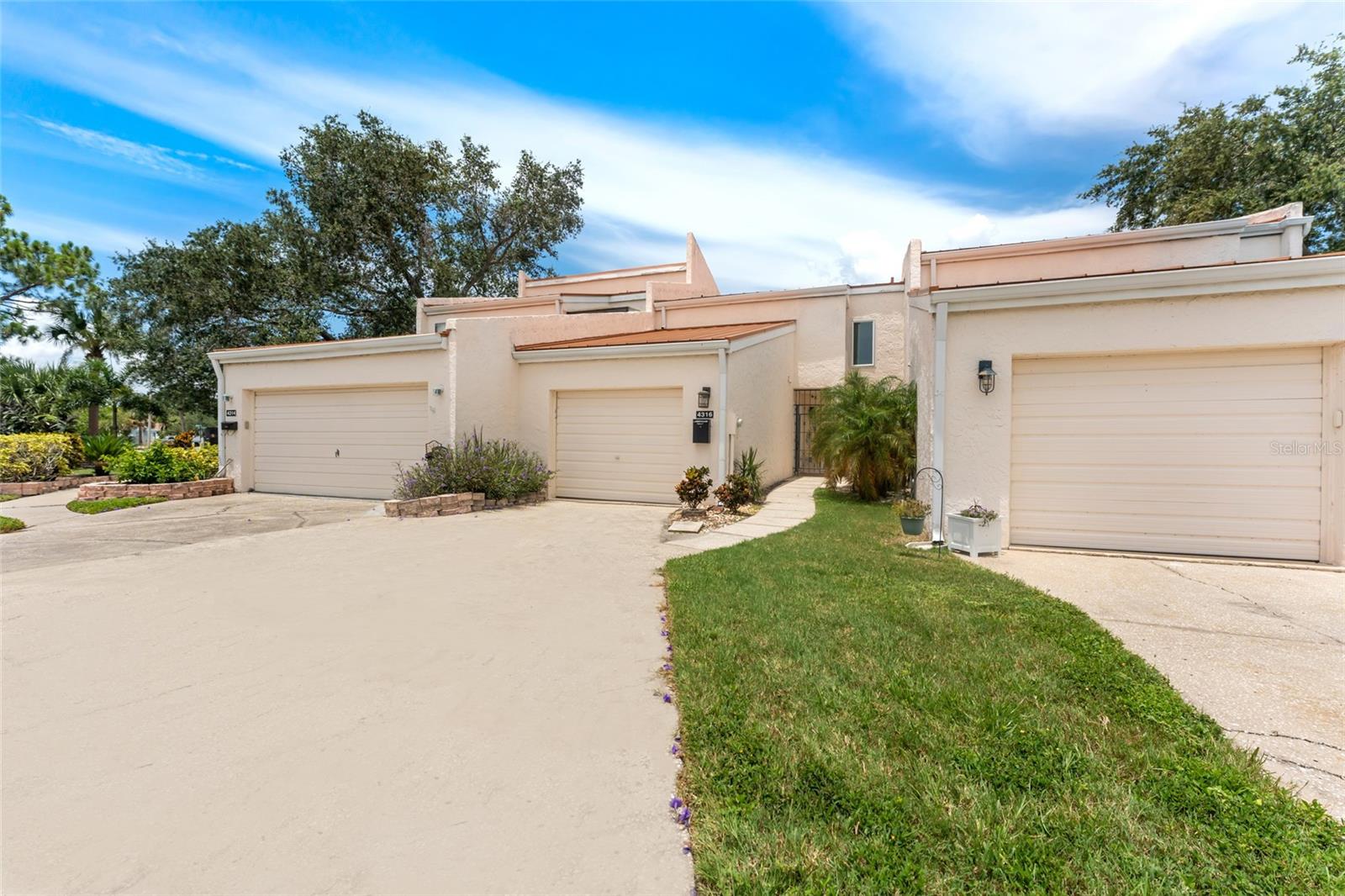4316 SUNRAY COURT 34