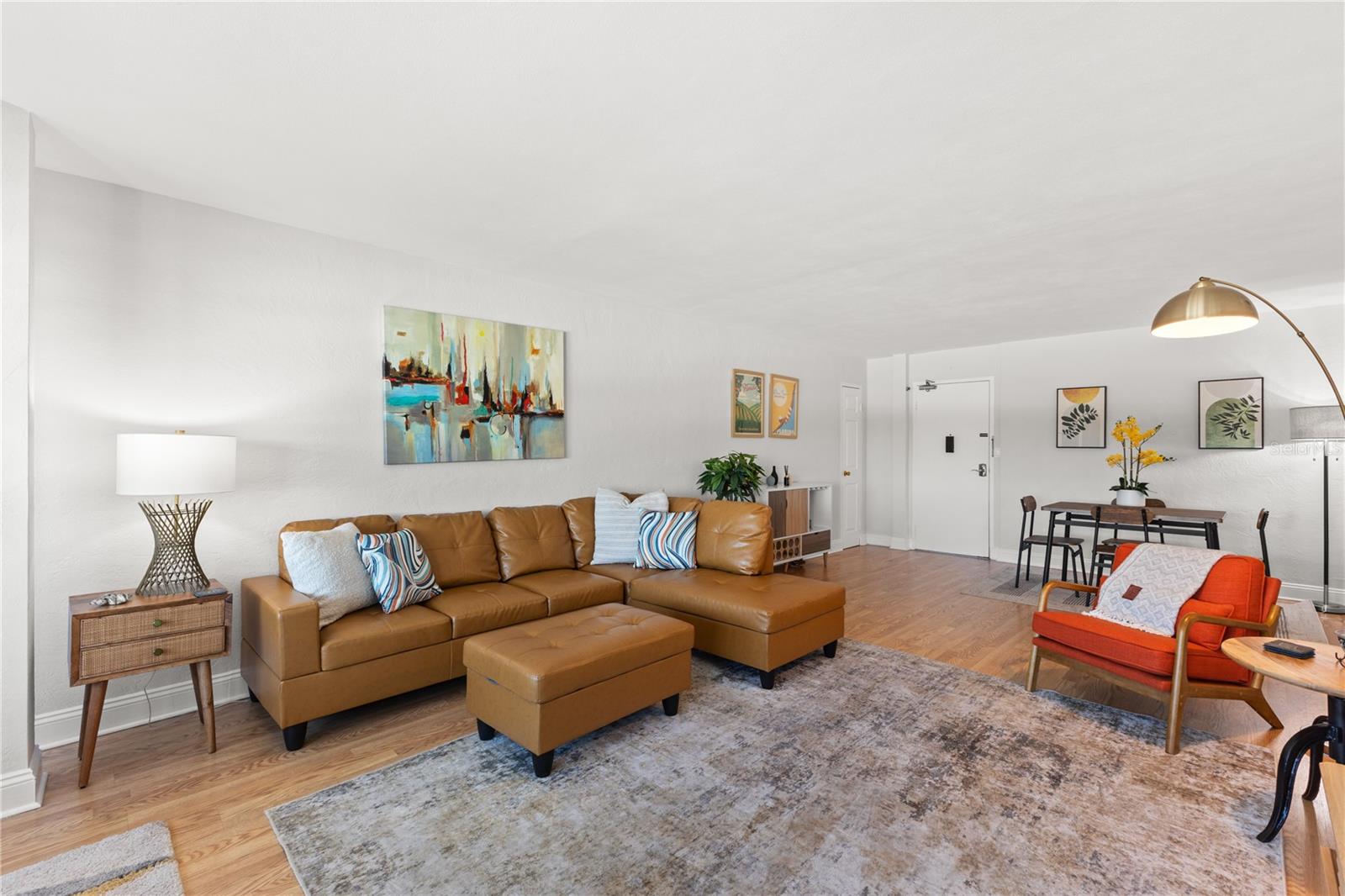 SUNCOAST TOWERS APTS CO-OP - Residential