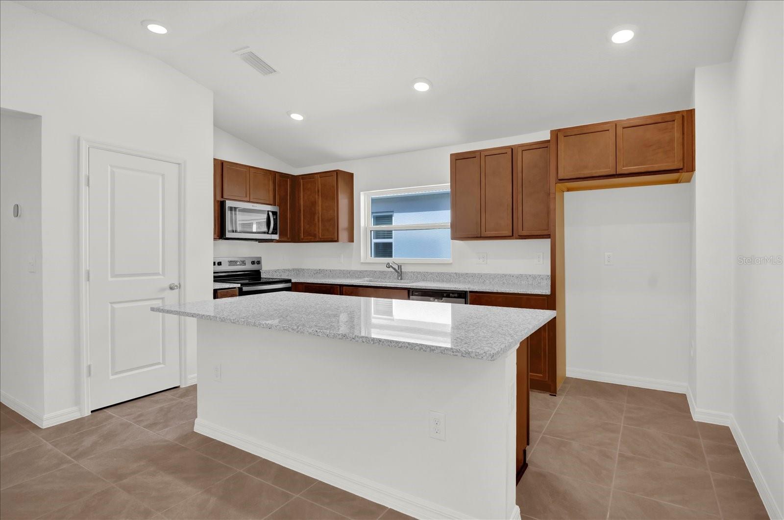 8633 CARIBBEAN PINE WAY