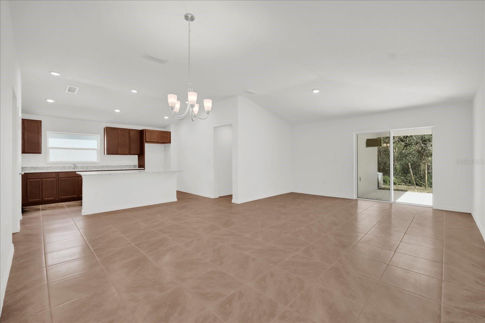 8633 CARIBBEAN PINE WAY