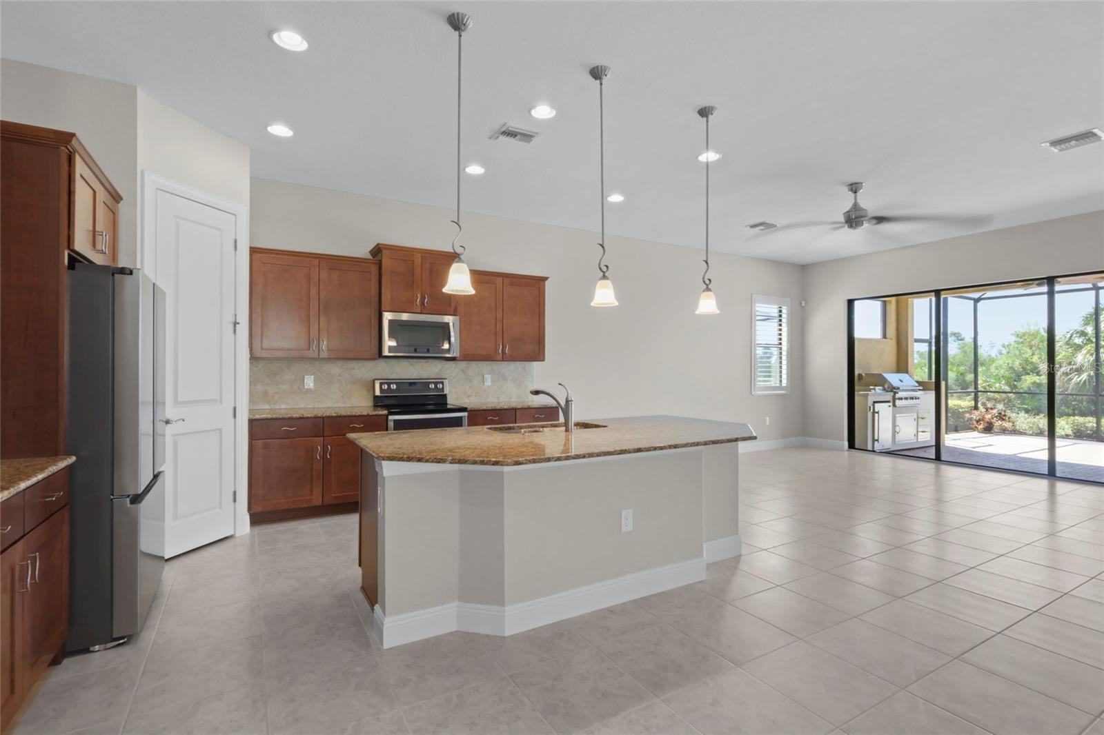 10401 CROOKED CREEK DRIVE