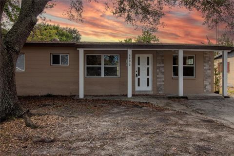 A home in PINELLAS PARK