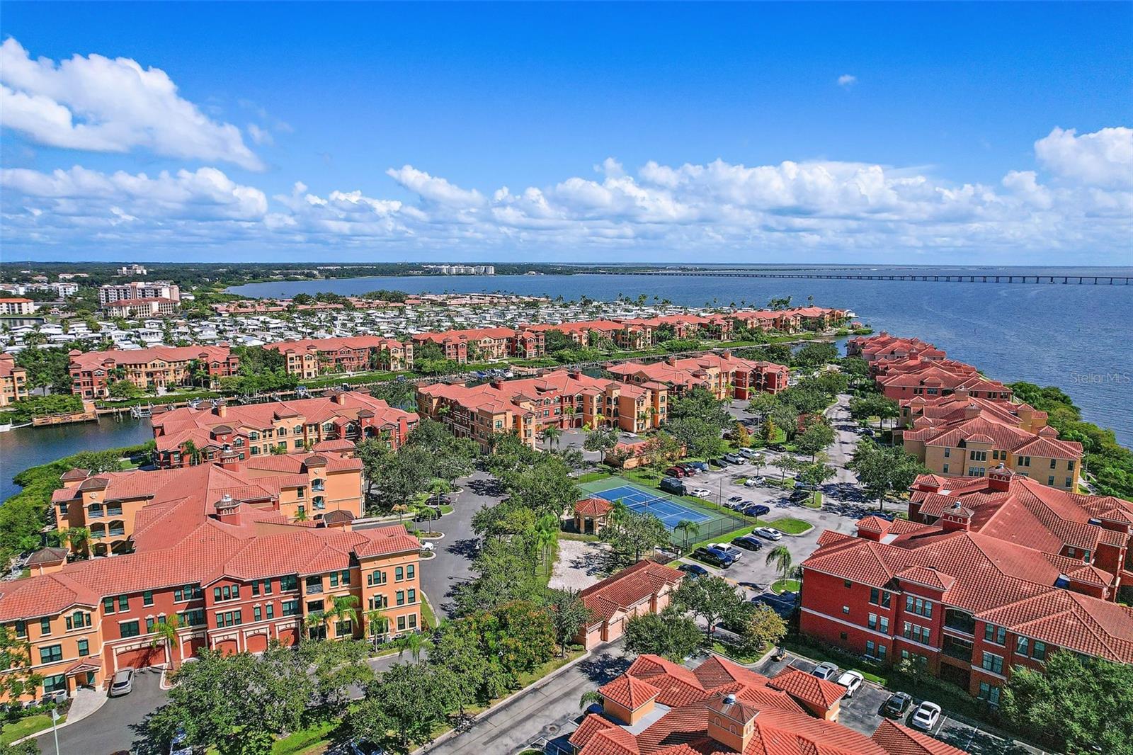 GRAND BELLAGIO AT BAYWATCH CONDO THE - Residential