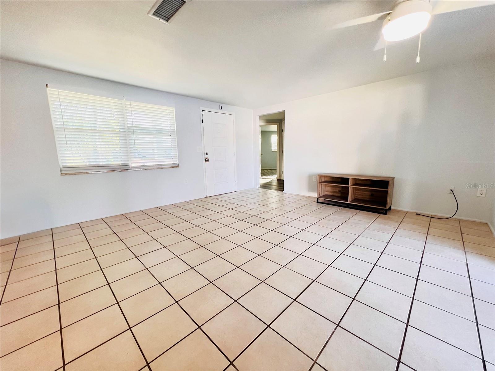 MANASOTA SUB LT 7 BLK J - Residential