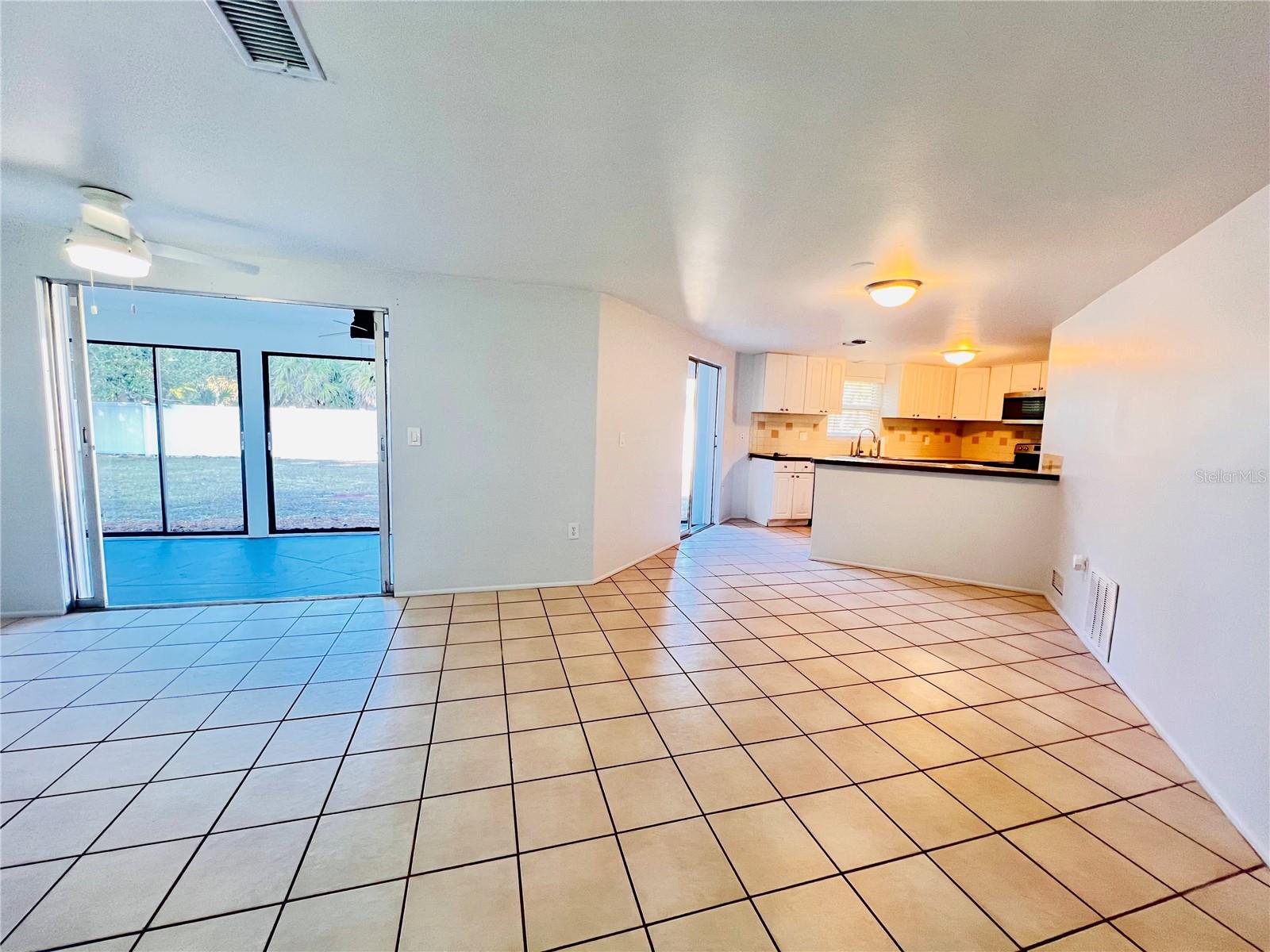 MANASOTA SUB LT 7 BLK J - Residential