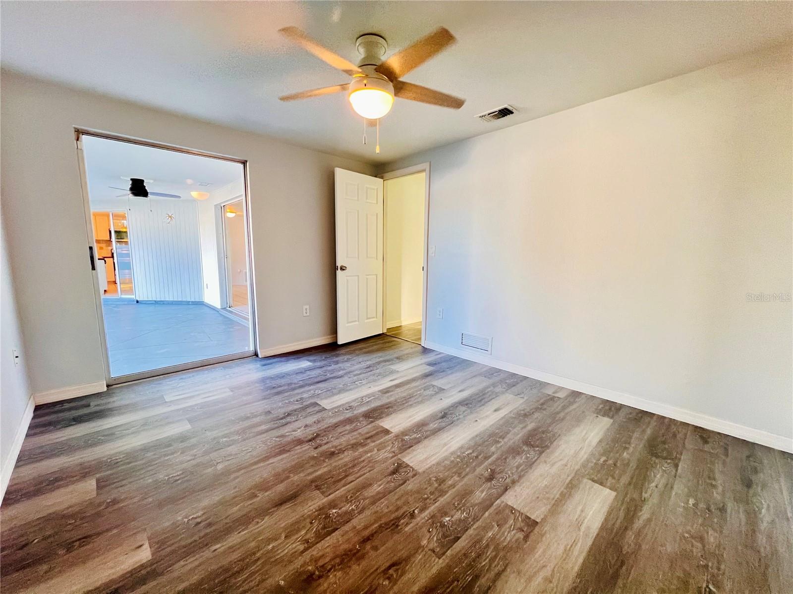 MANASOTA SUB LT 7 BLK J - Residential