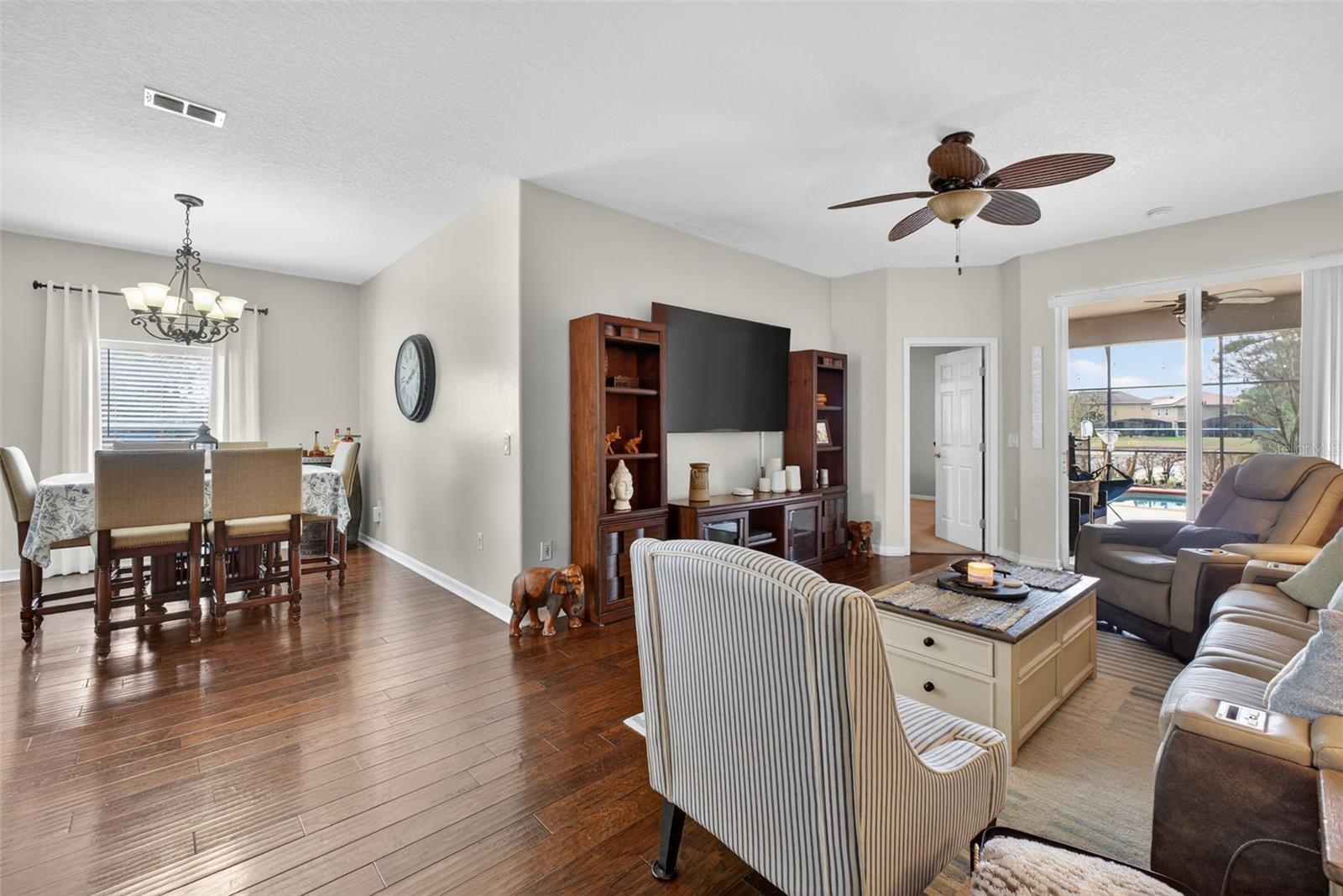 DRAYTON-PRESTON WOODS/PROVIDEN - Residential