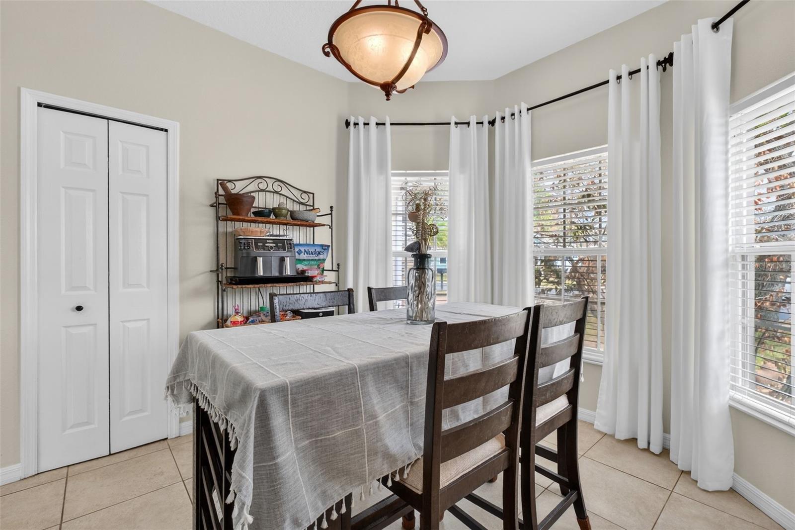 DRAYTON-PRESTON WOODS/PROVIDEN - Residential