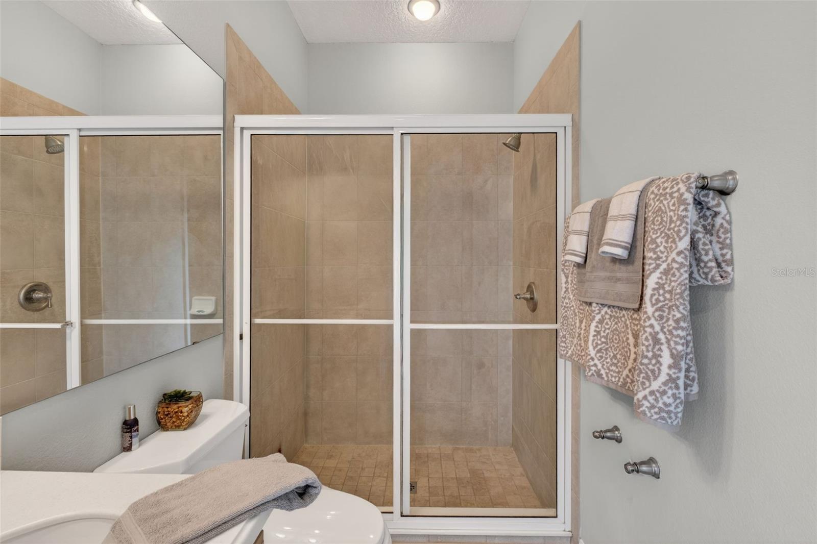 DRAYTON-PRESTON WOODS/PROVIDEN - Residential