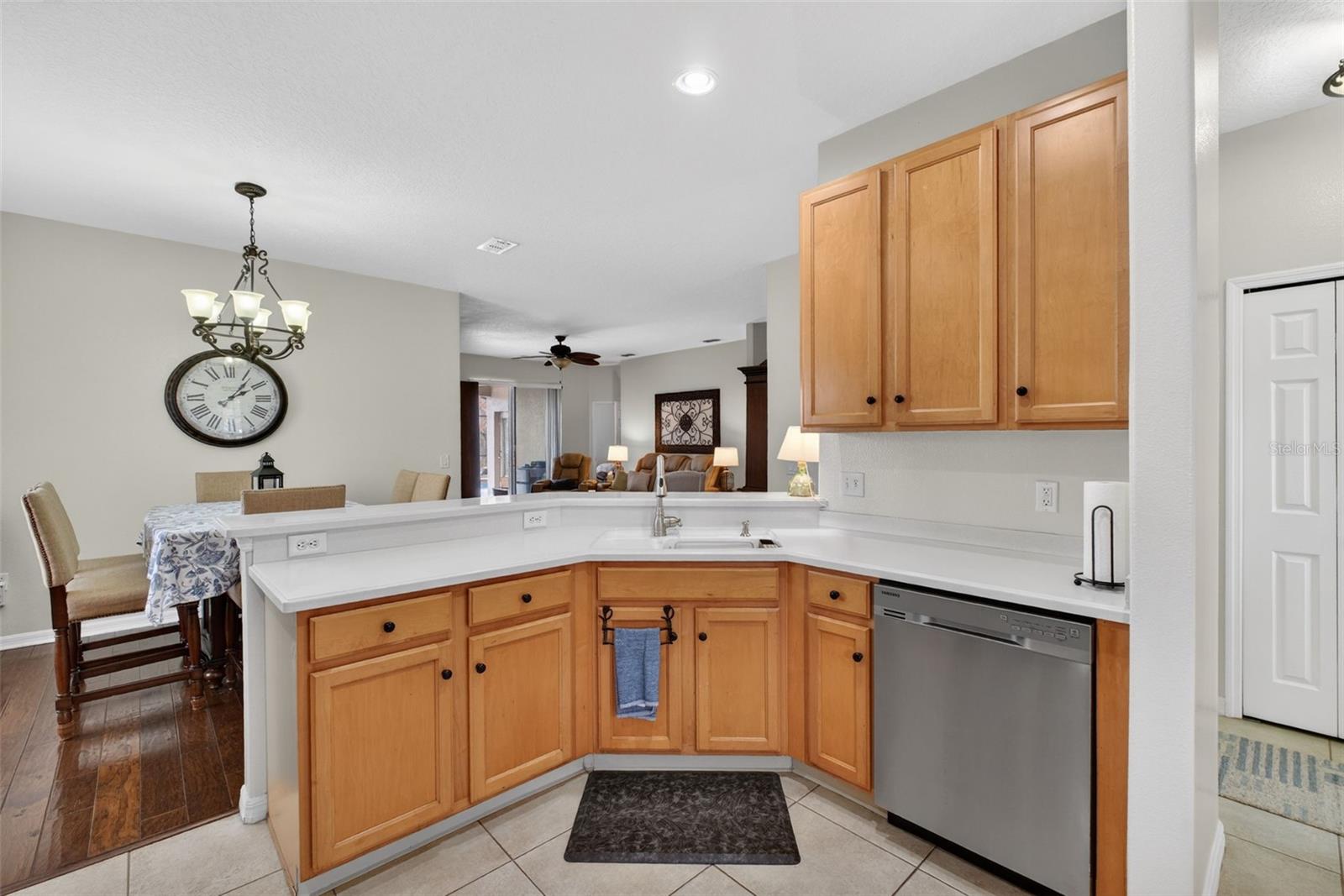 DRAYTON-PRESTON WOODS/PROVIDEN - Residential