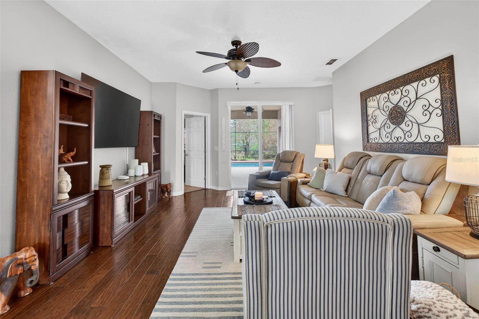 DRAYTON-PRESTON WOODS/PROVIDEN - Residential