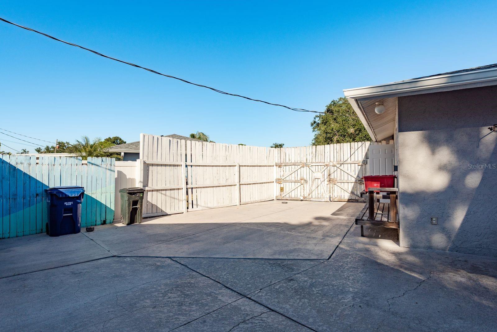 BRENTWOOD ESTATES - Residential