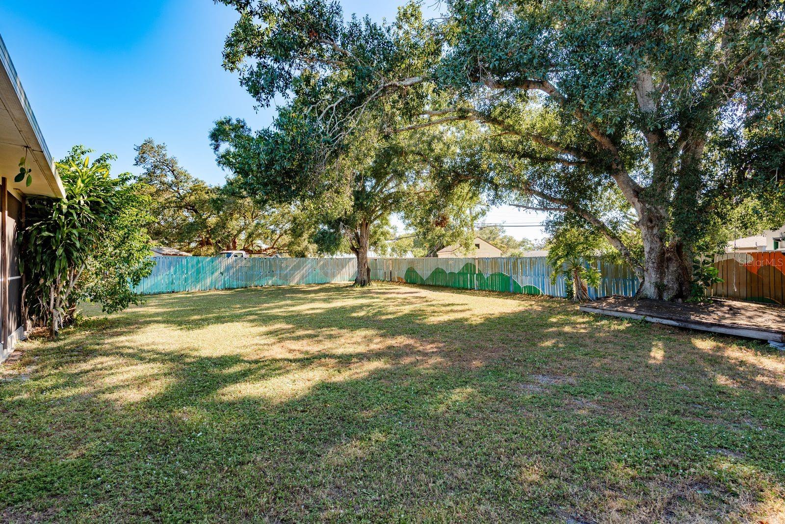 BRENTWOOD ESTATES - Residential