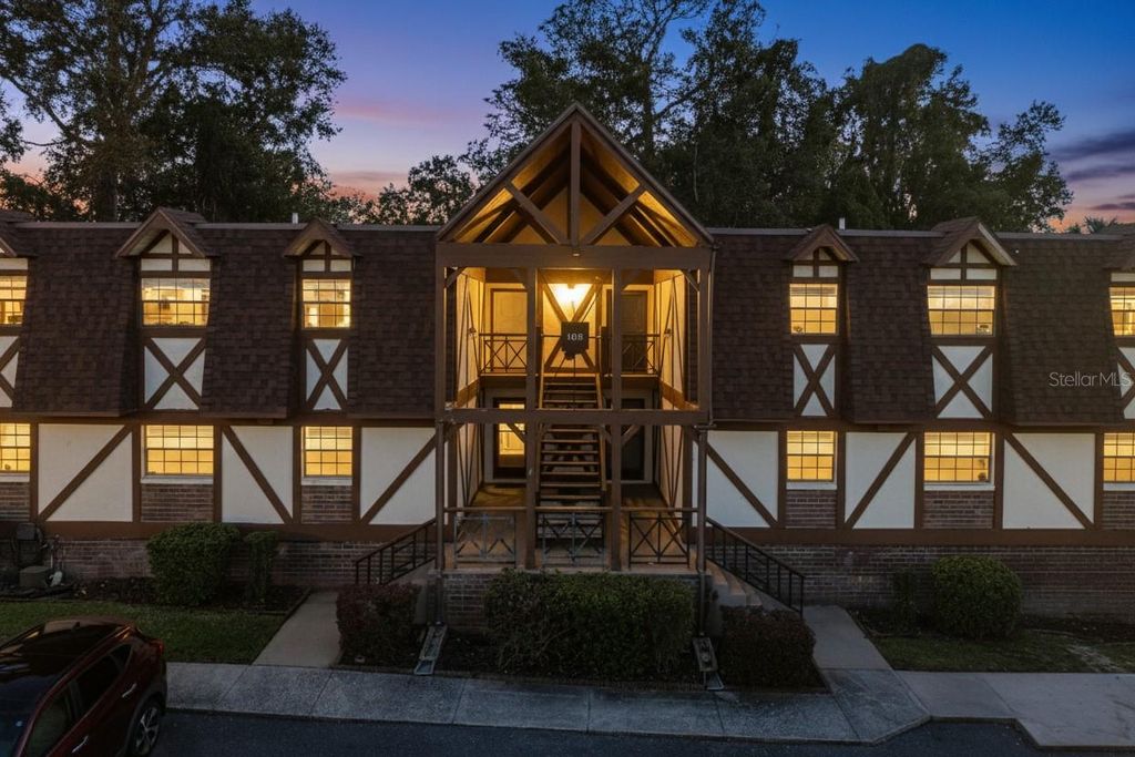 Photo of 500 Newell Hill Road #106D, Leesburg, FL 34748 (MLS # S5140606)