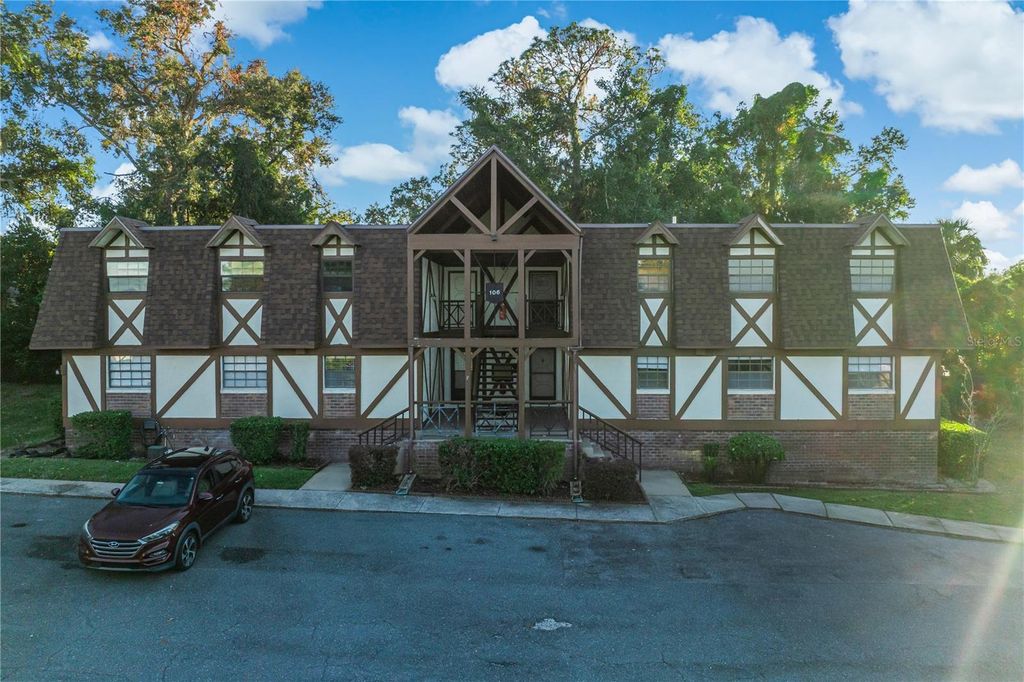 Photo of 500 Newell Hill Road #106D, Leesburg, FL 34748 (MLS # S5140606)