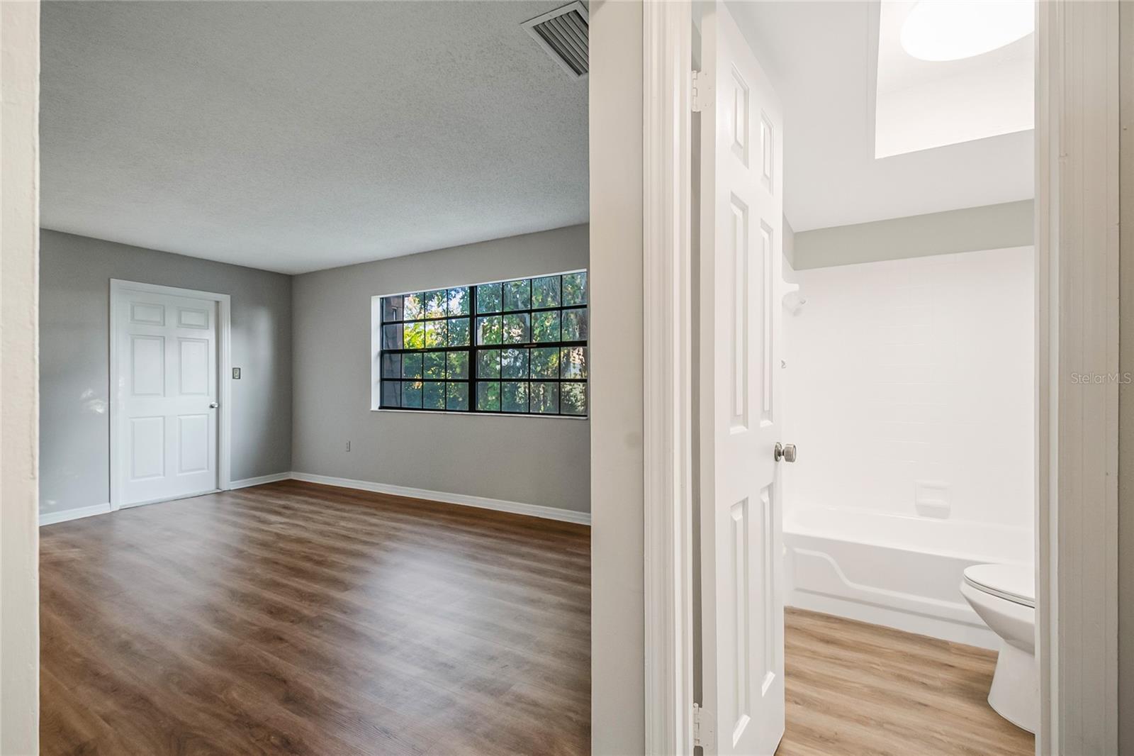 CHESTERBROOK 2 CONDO - Residential