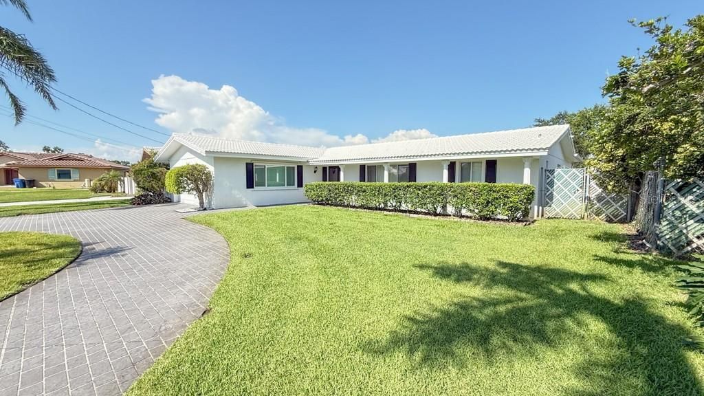 Photo of 4255 13th Lane NE, St Petersburg, FL 33703 (MLS # N6138189)