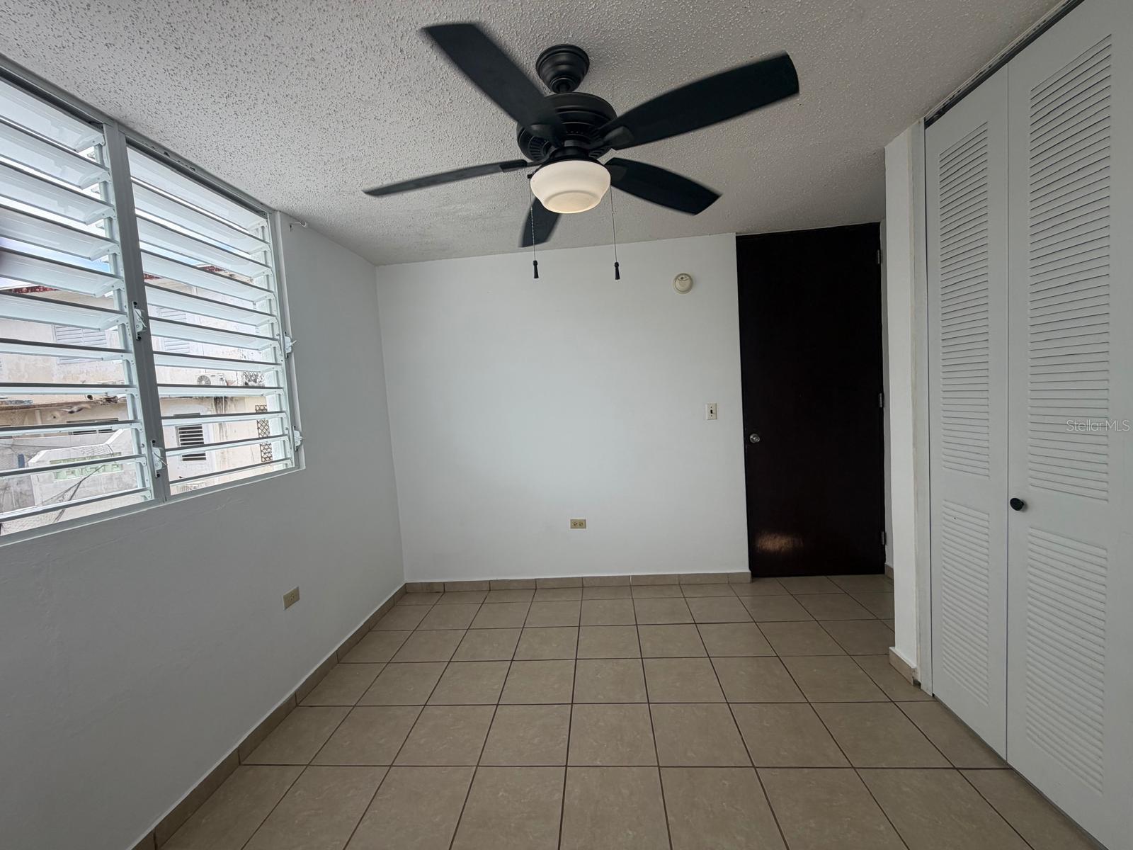 JARDÍN DE LAS FLORES - Residential Lease