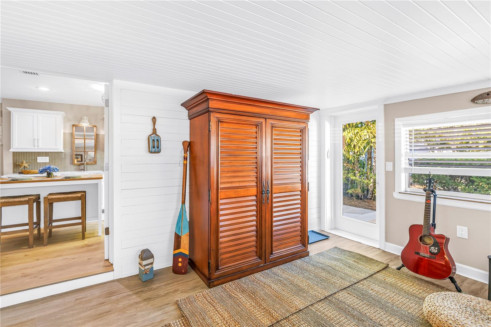 LA SALLE GARDENS BLK A, LOT 7 - Residential