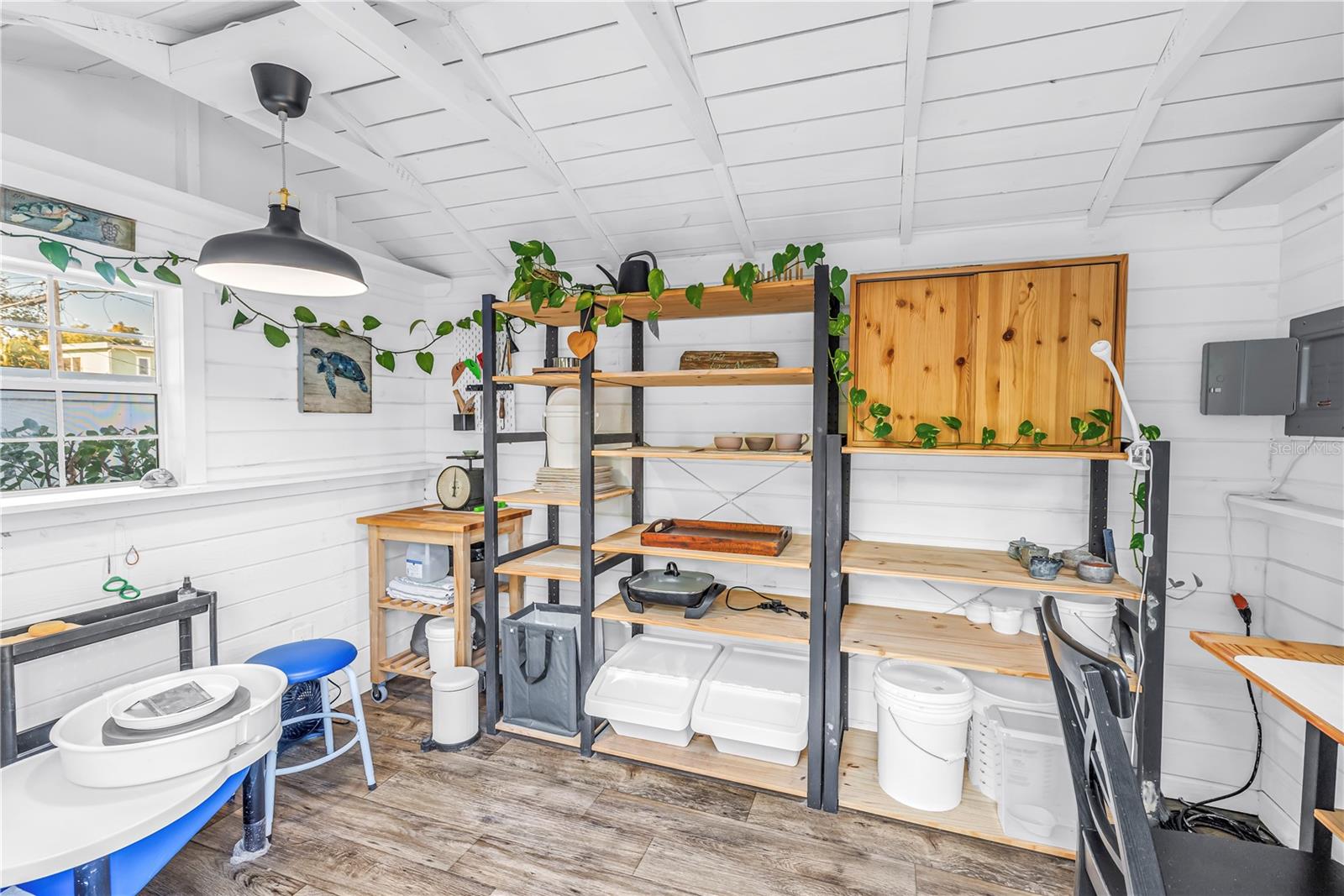 LA SALLE GARDENS BLK A, LOT 7 - Residential