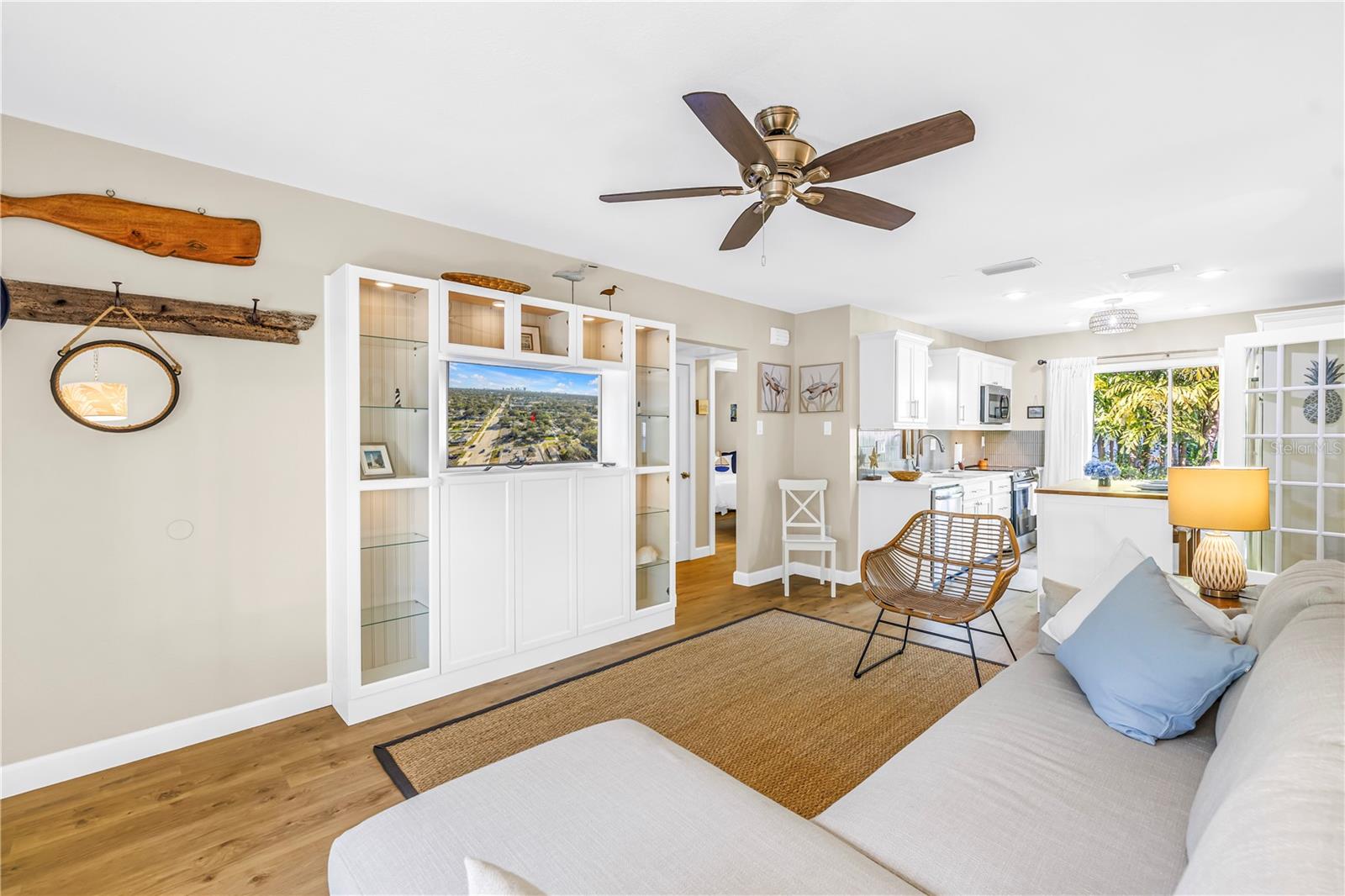 LA SALLE GARDENS BLK A, LOT 7 - Residential