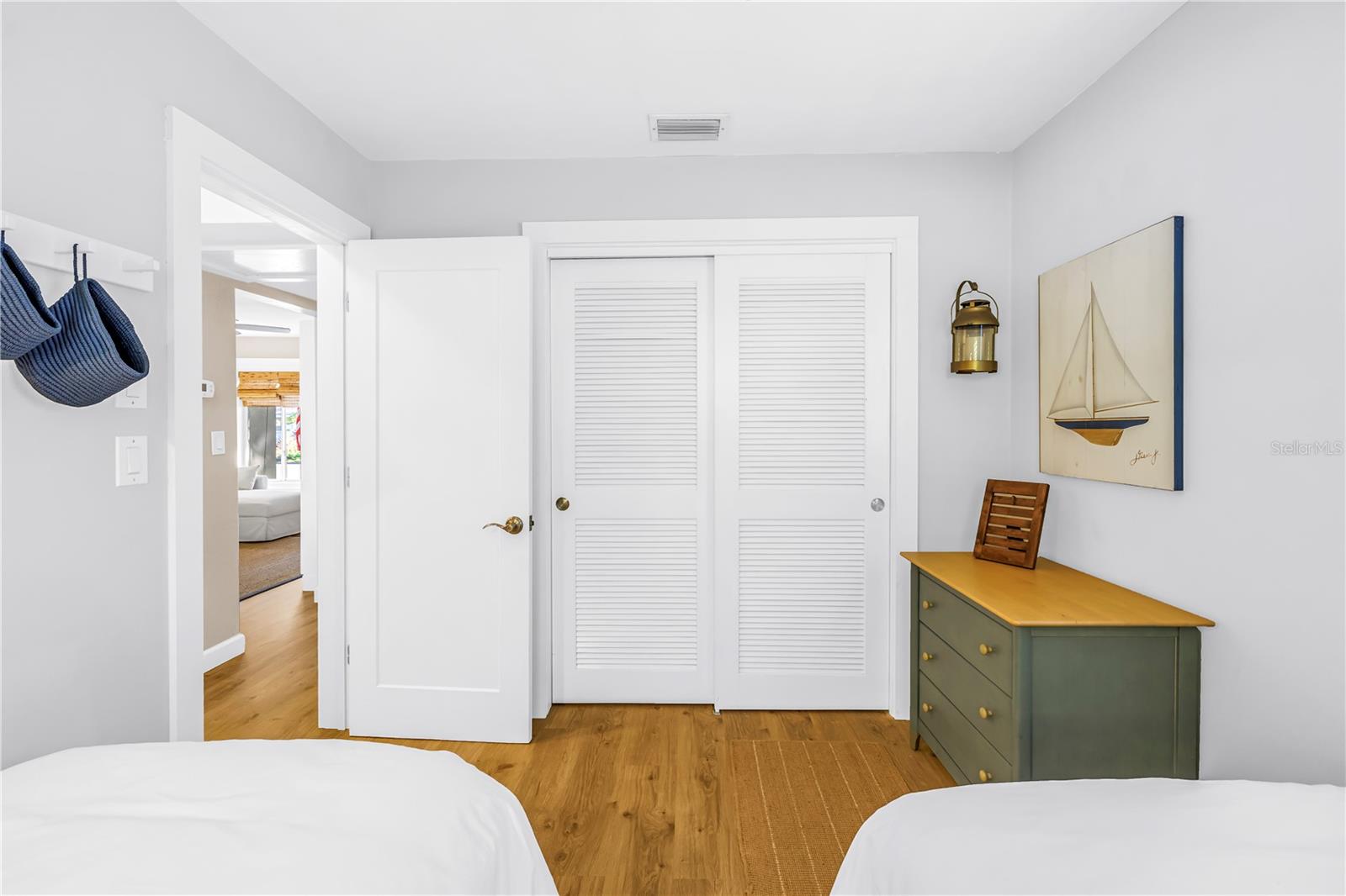 LA SALLE GARDENS BLK A, LOT 7 - Residential