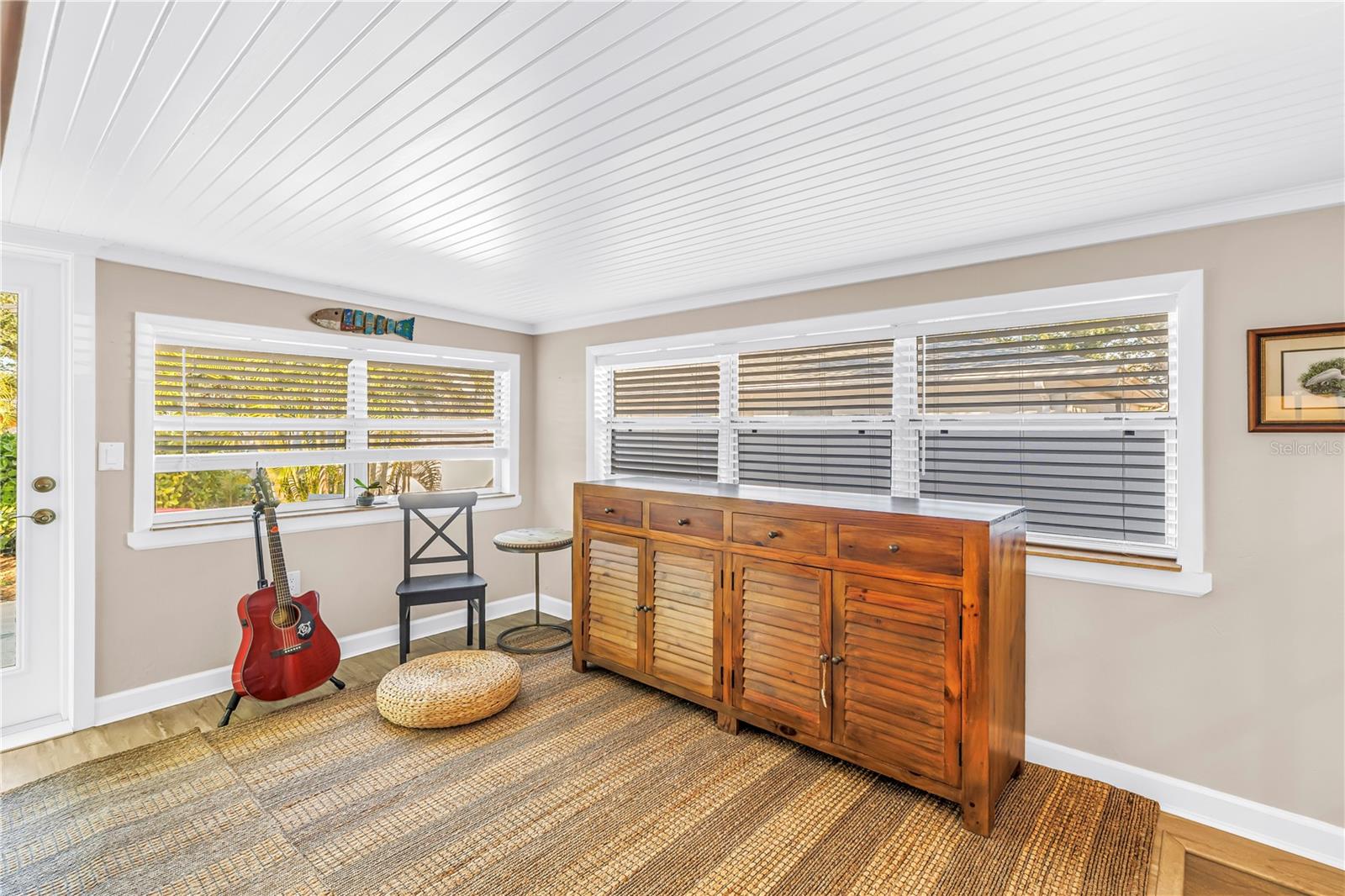 LA SALLE GARDENS BLK A, LOT 7 - Residential