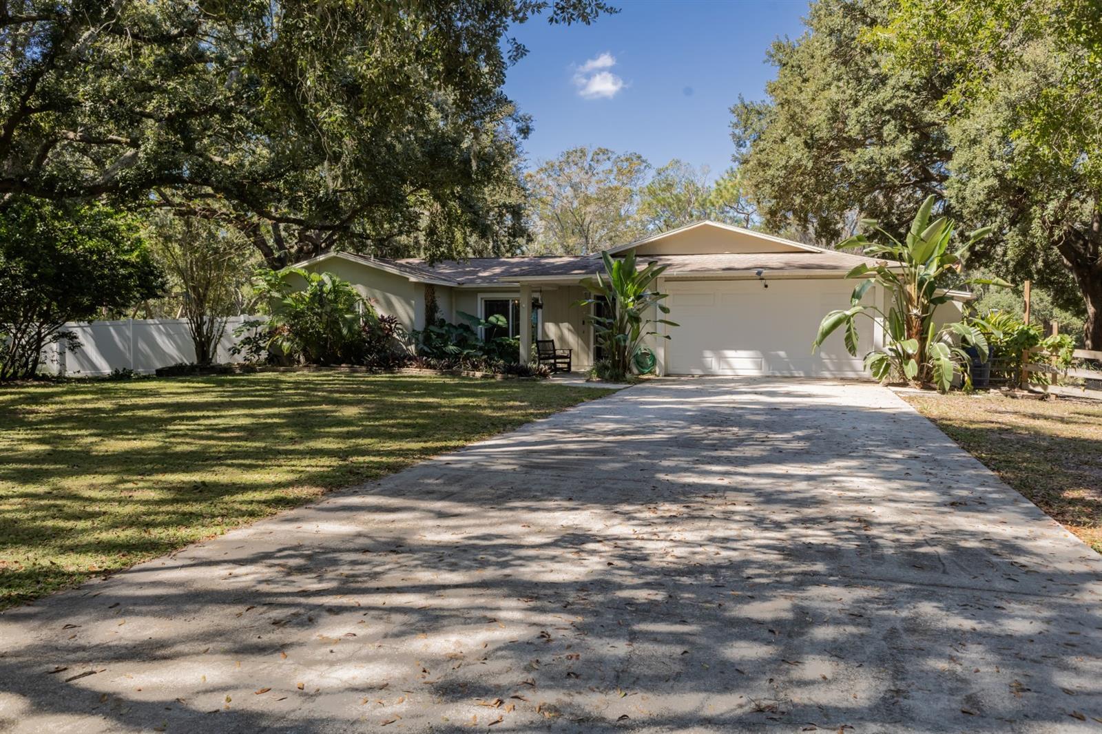 QUAIL HOLLOW ACREAGE - Residential