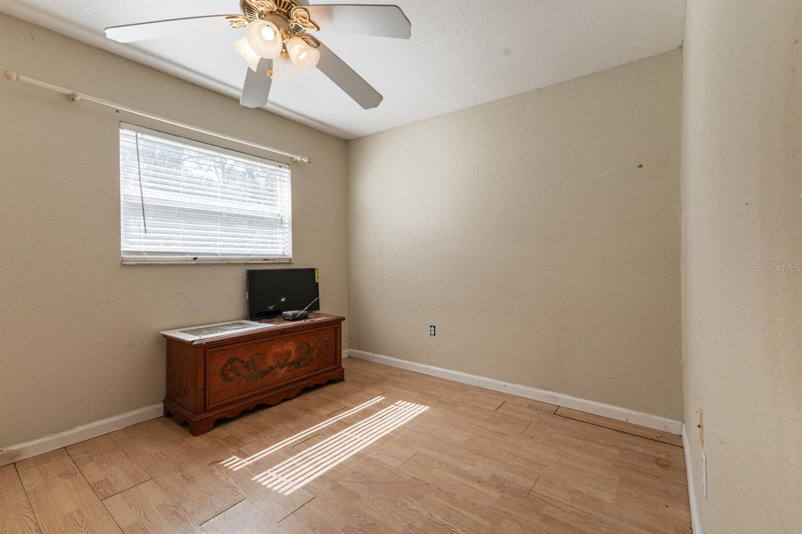 QUAIL HOLLOW ACREAGE - Residential