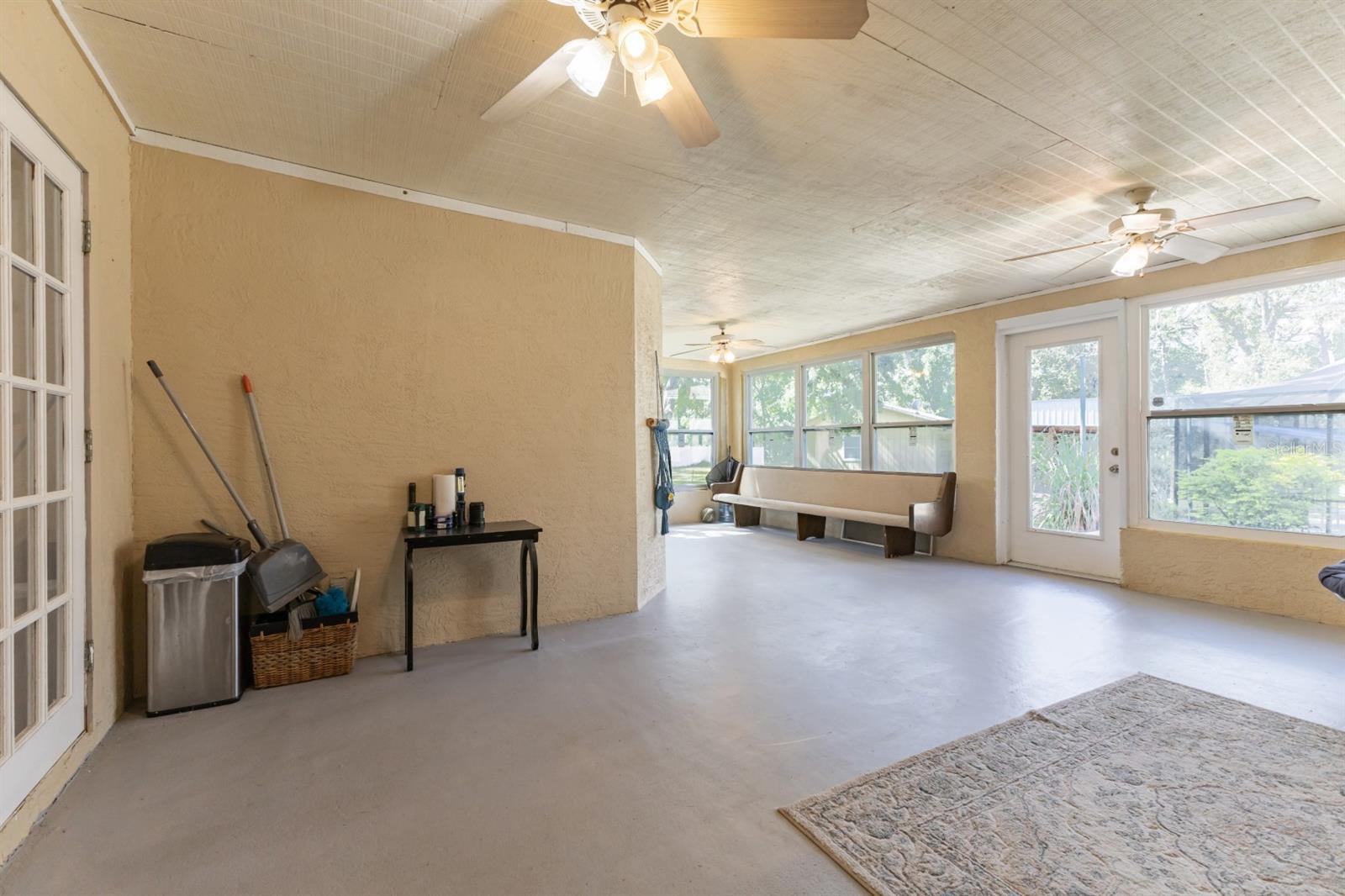 QUAIL HOLLOW ACREAGE - Residential