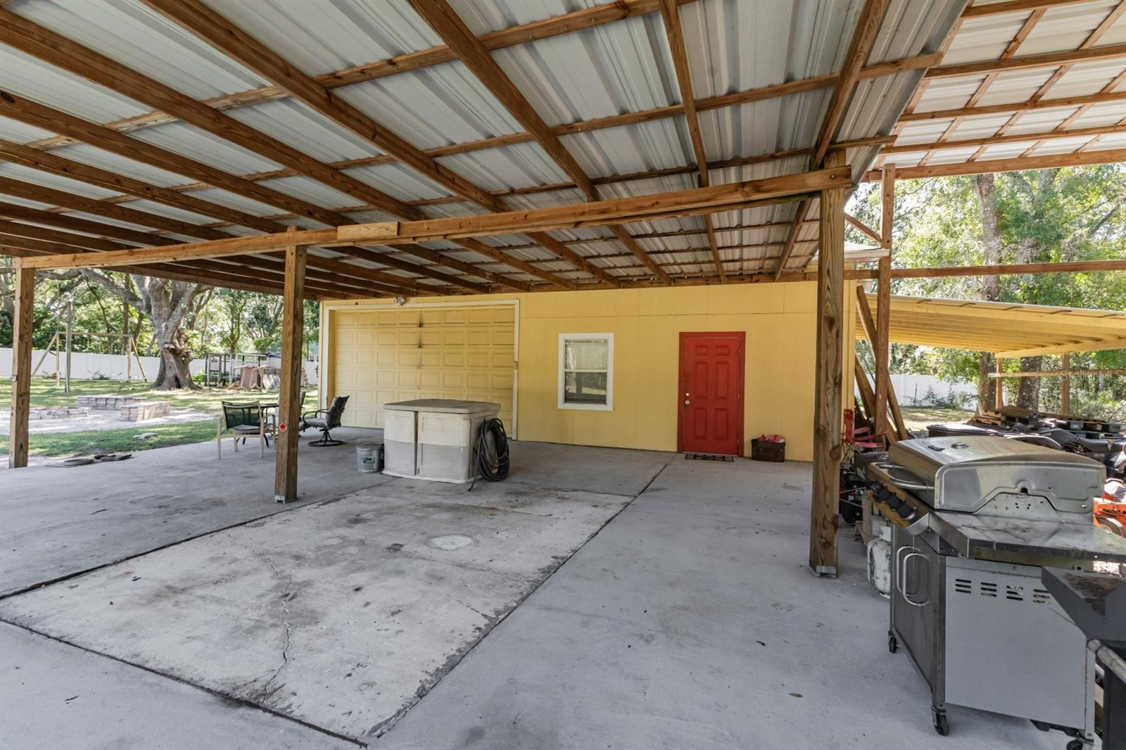 QUAIL HOLLOW ACREAGE - Residential