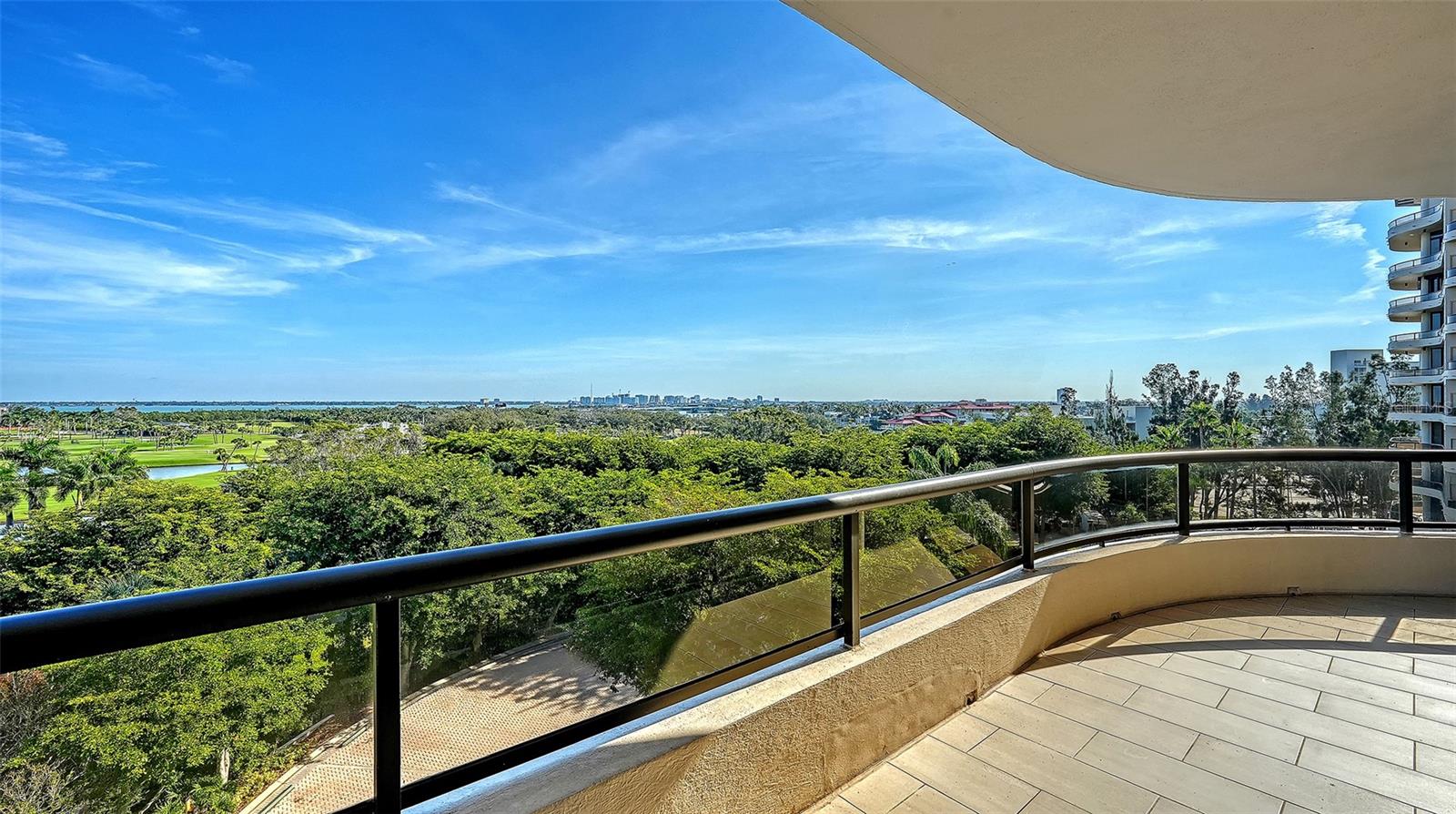 L AMBIANCE - Residential