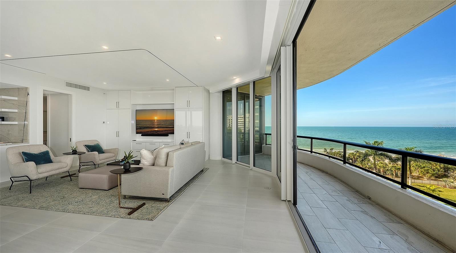 L AMBIANCE - Residential