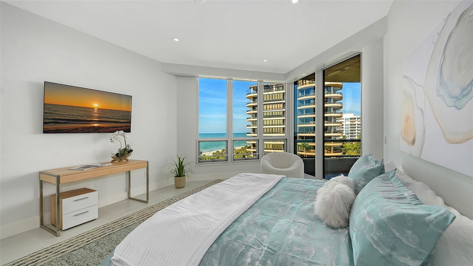 L AMBIANCE - Residential