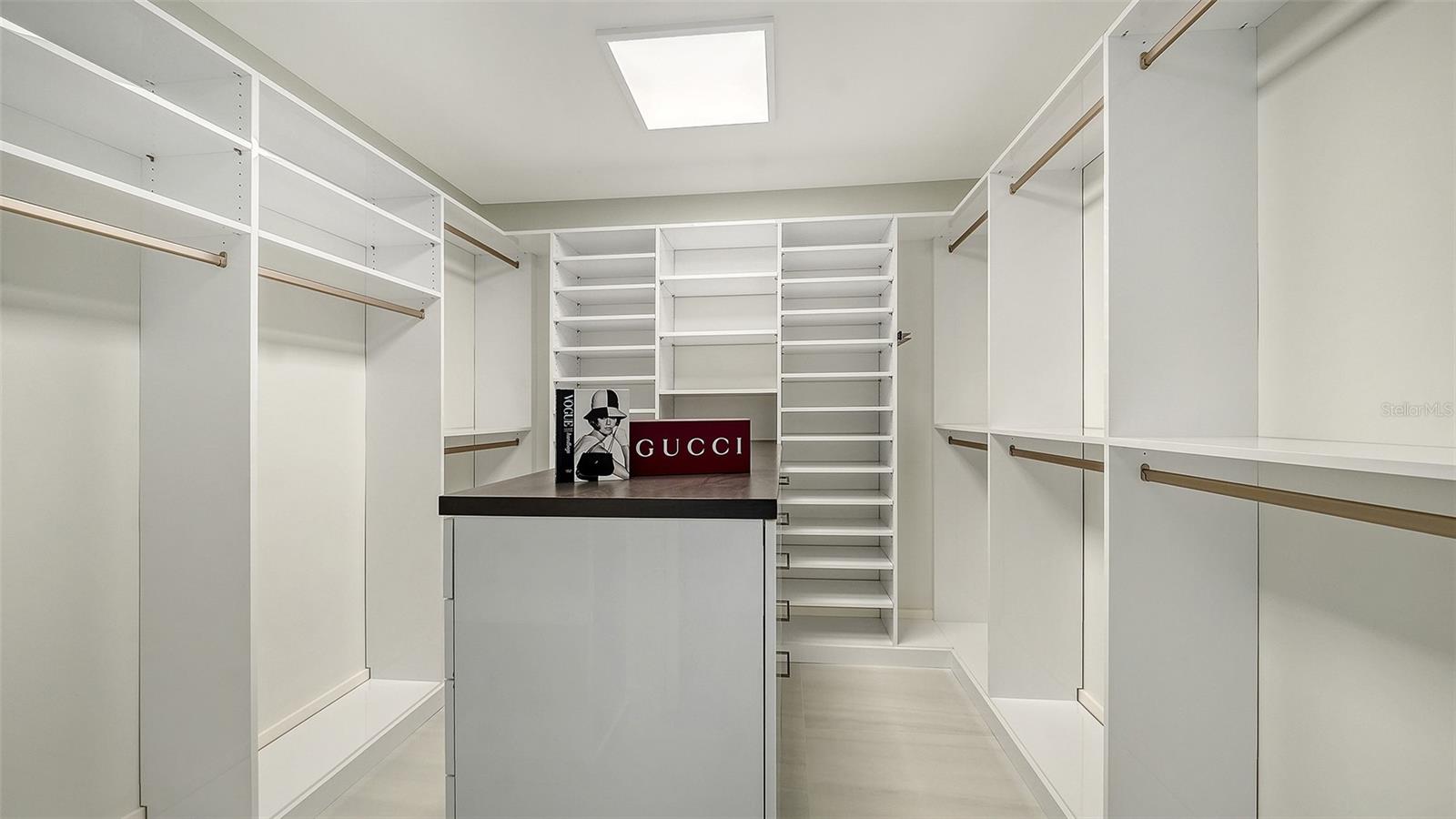 L AMBIANCE - Residential