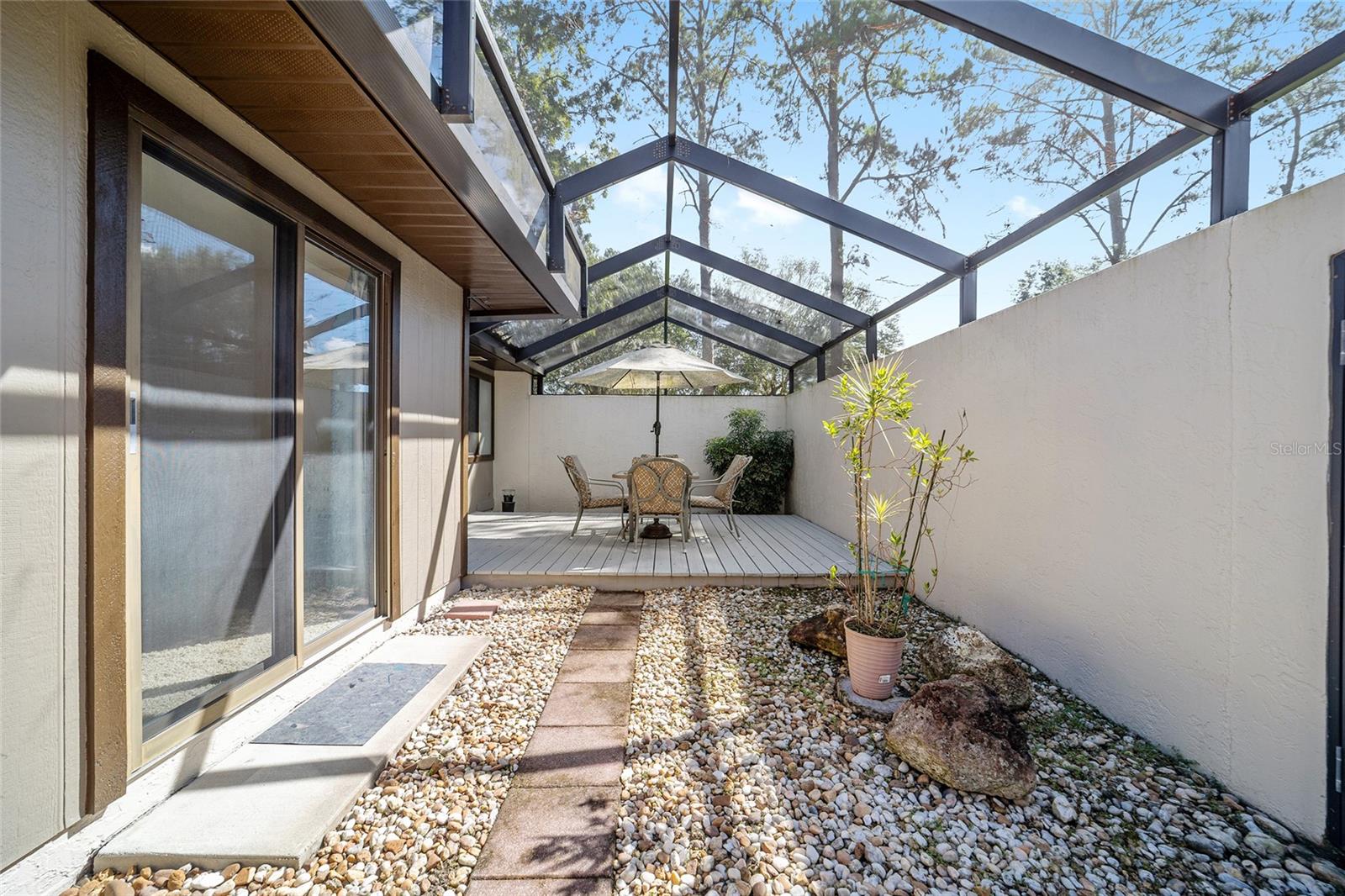 FOX MEADOW - Residential