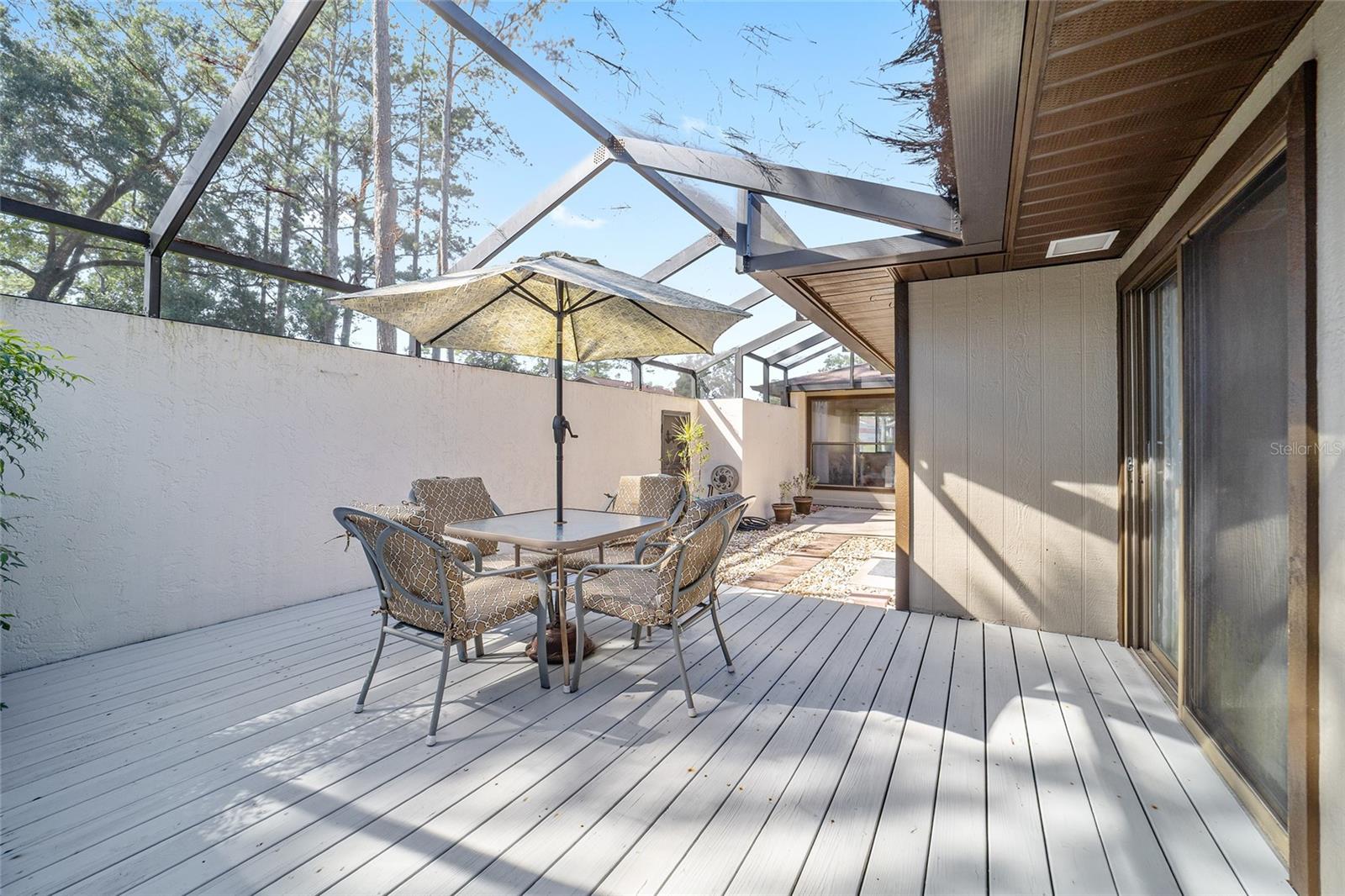FOX MEADOW - Residential