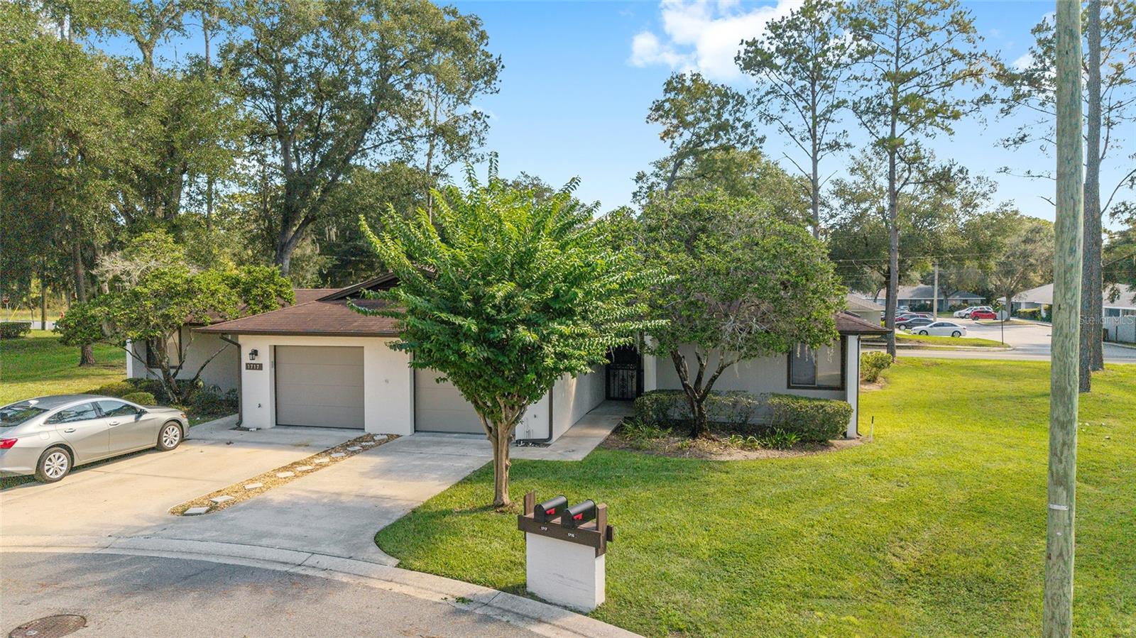 FOX MEADOW - Residential