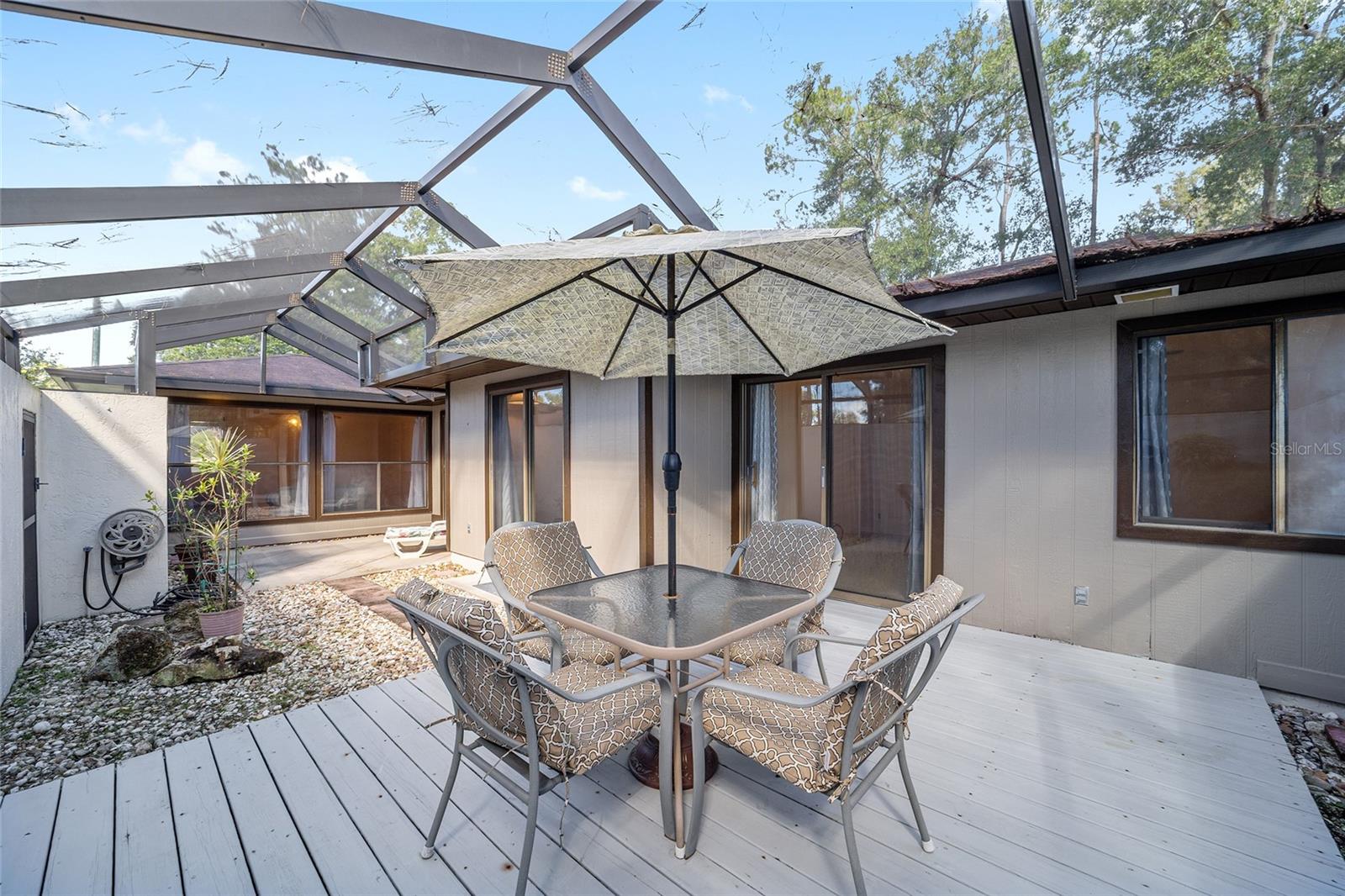 FOX MEADOW - Residential