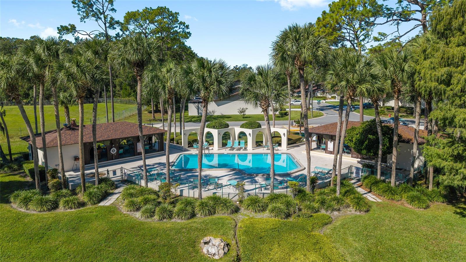 FOX MEADOW - Residential