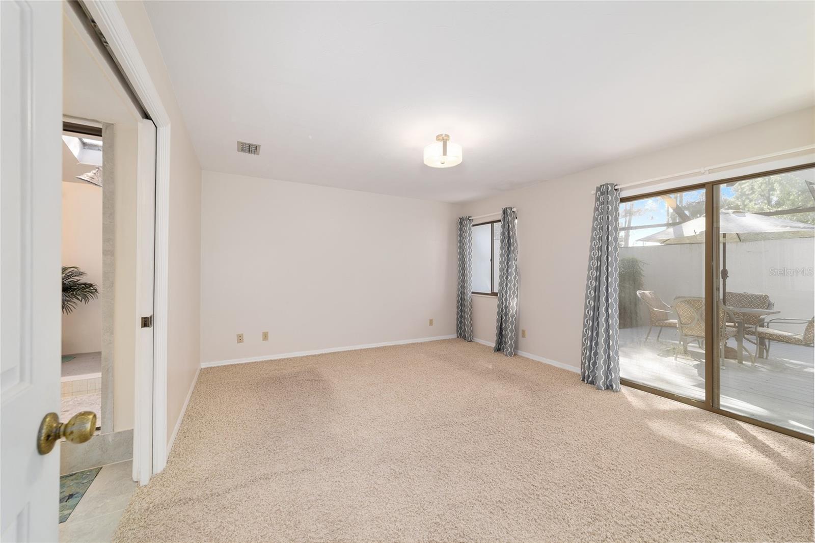 FOX MEADOW - Residential