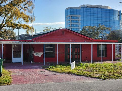 A home in TAMPA