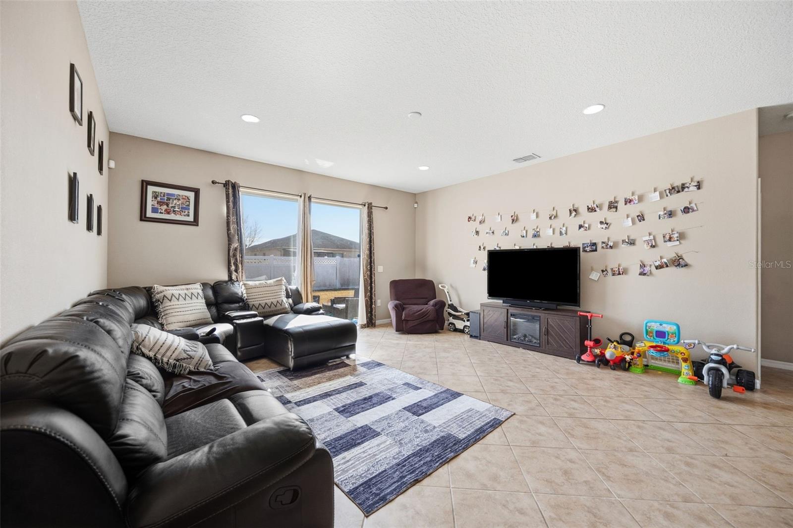 FOUNTAIN PARK PH 01 - Residential